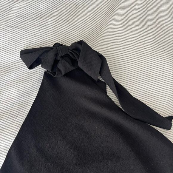 Black one shoulder tie back - Picture 5 of 7